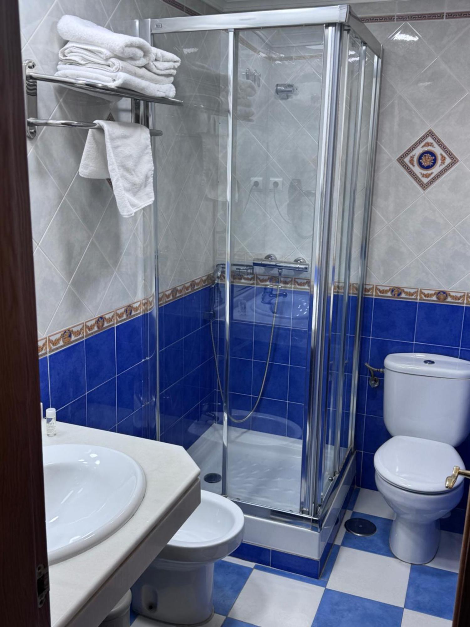 Apartamentos Nina De Oro Torremolinos Exterior photo