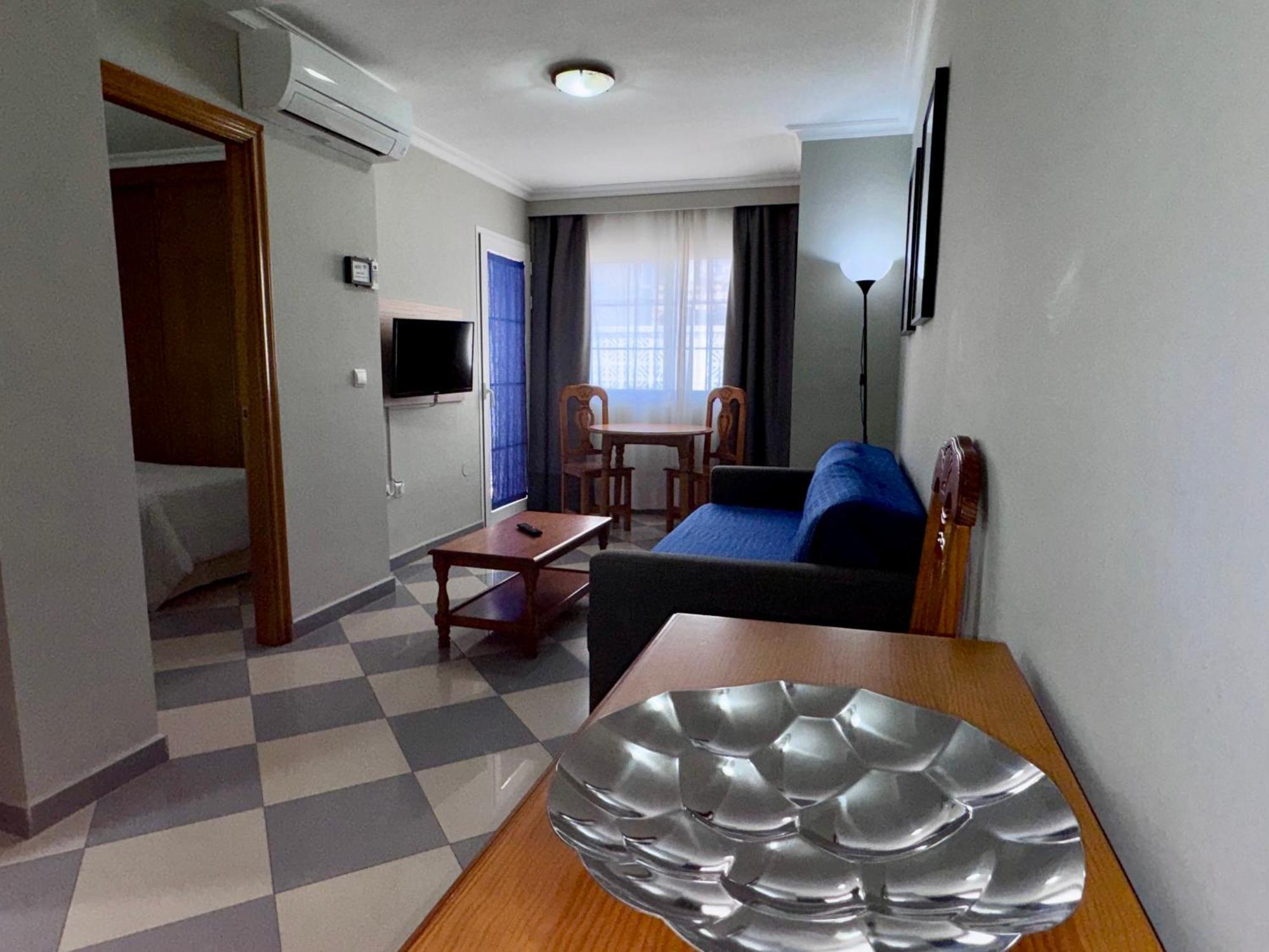 Apartamentos Nina De Oro Torremolinos Exterior photo