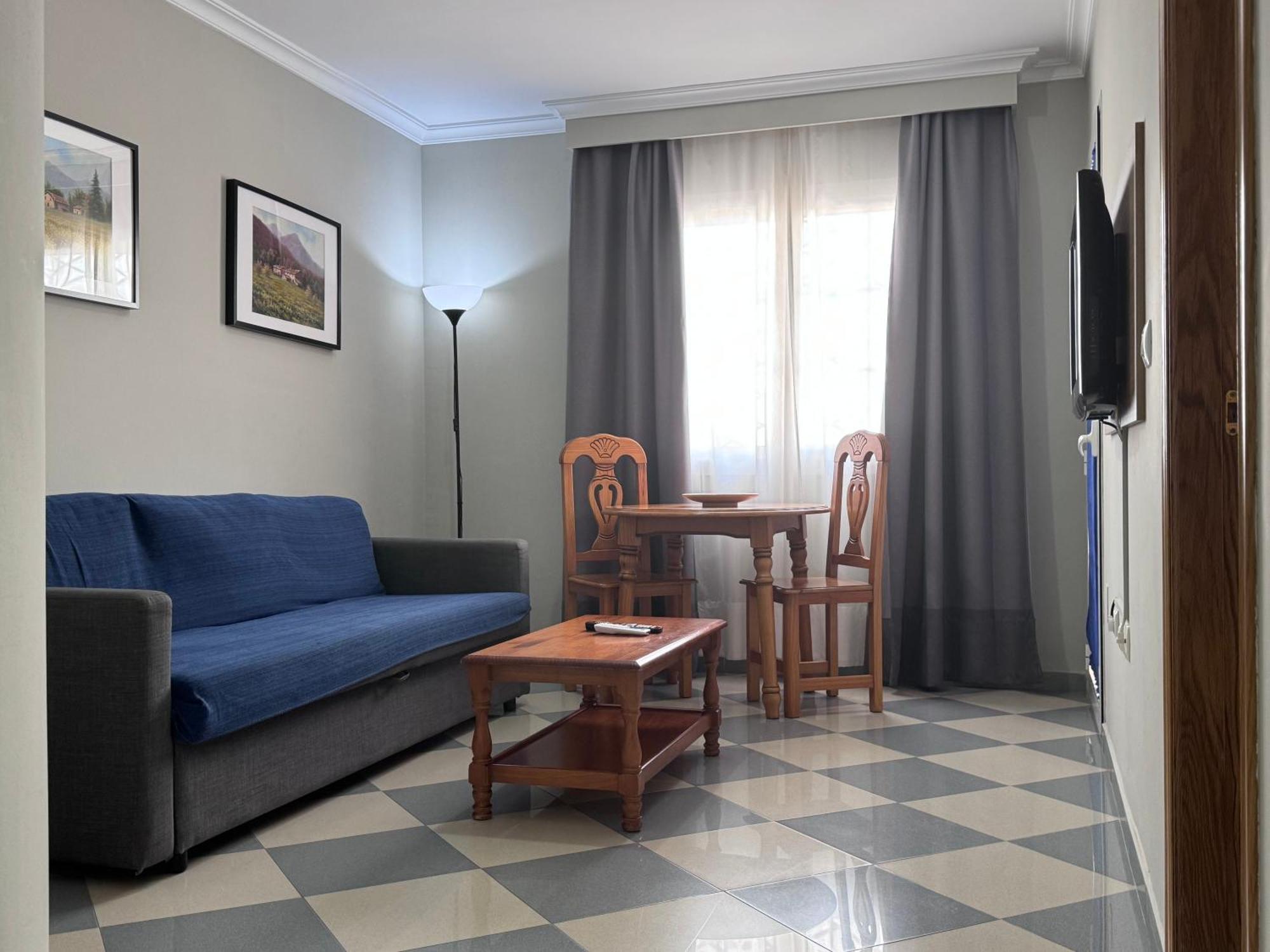 Apartamentos Nina De Oro Torremolinos Exterior photo