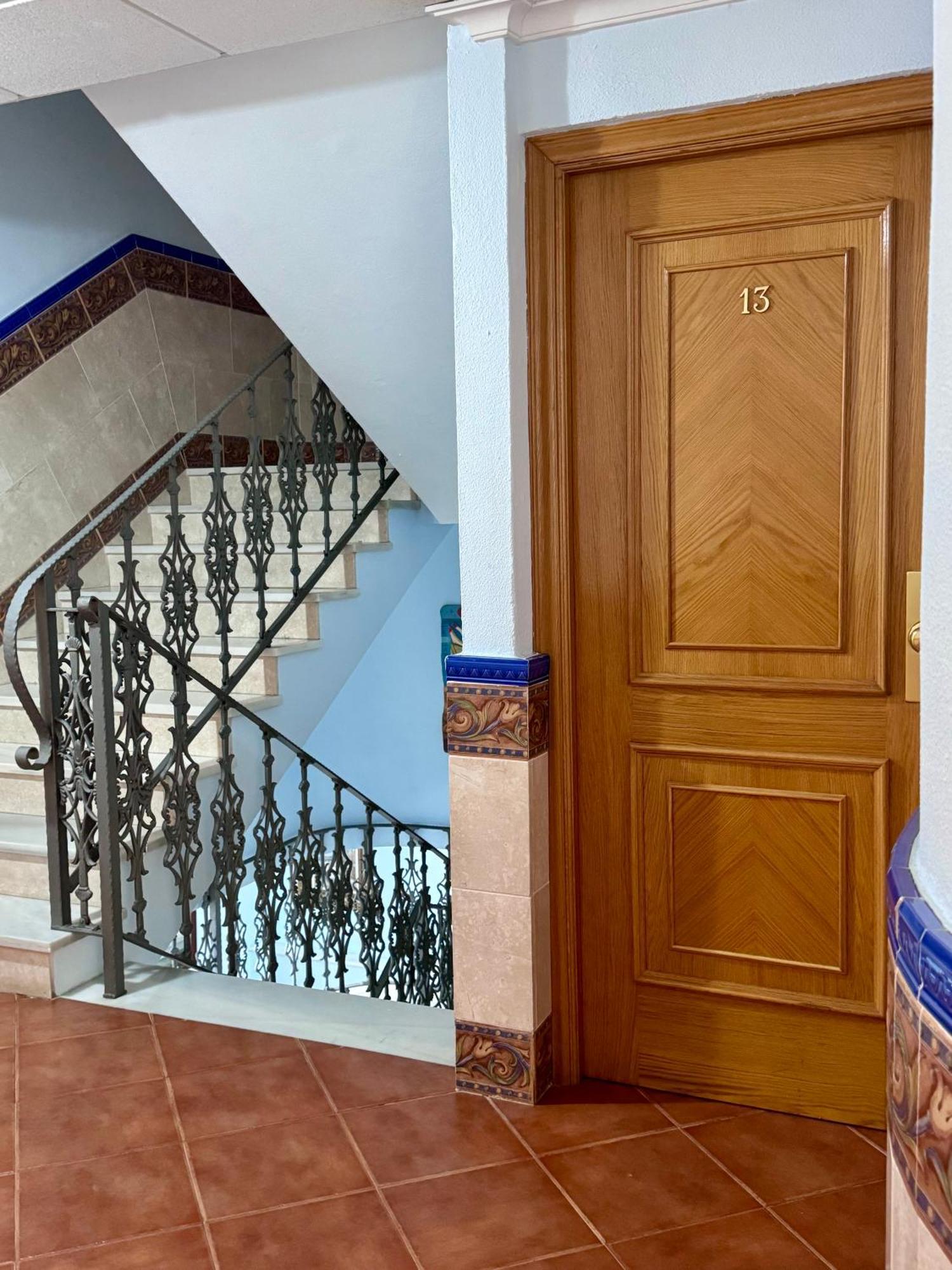 Apartamentos Nina De Oro Torremolinos Exterior photo