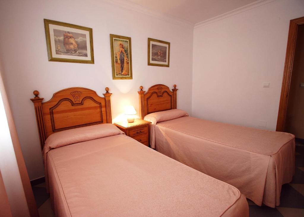 Apartamentos Nina De Oro Torremolinos Room photo