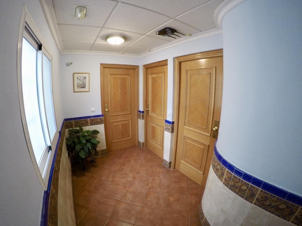 Apartamentos Nina De Oro Torremolinos Exterior photo