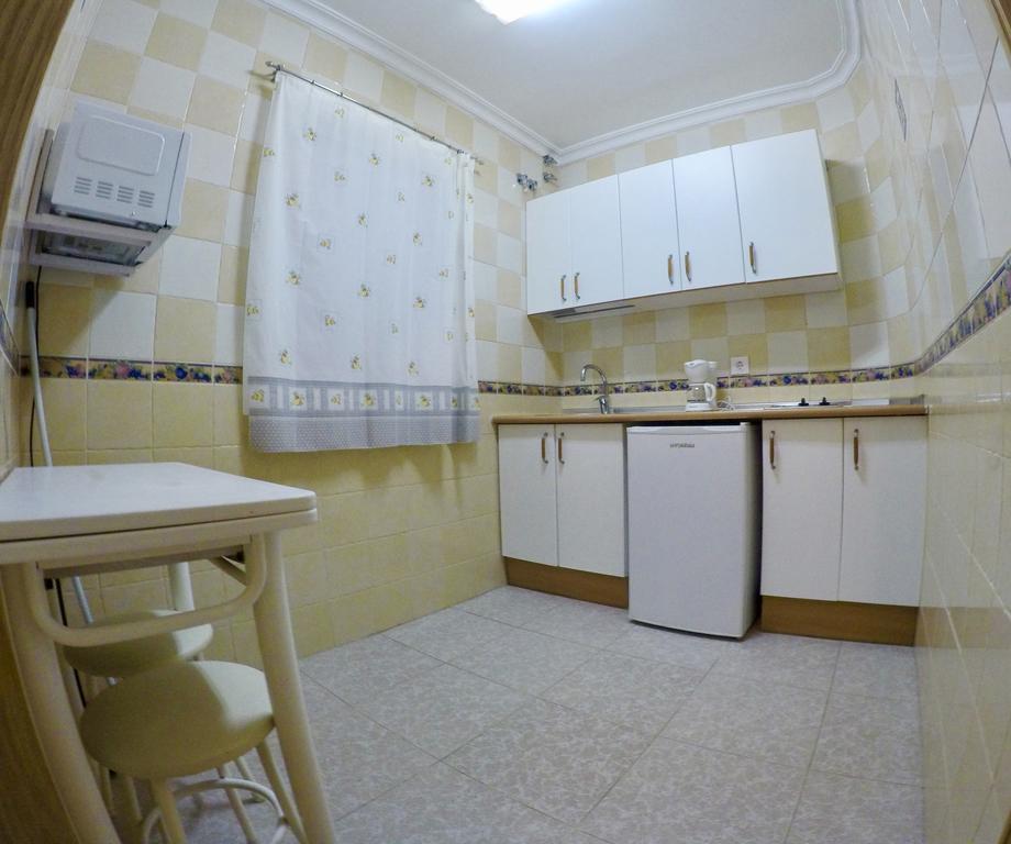 Apartamentos Nina De Oro Torremolinos Exterior photo